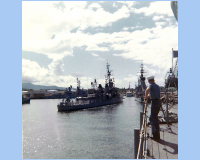 1967 09 10 USS O'Bannan DD 450 getting underway.jpg
